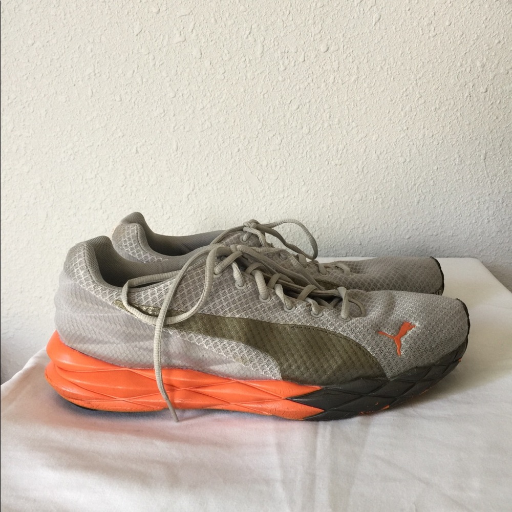 Puma - Picture 4 of 4